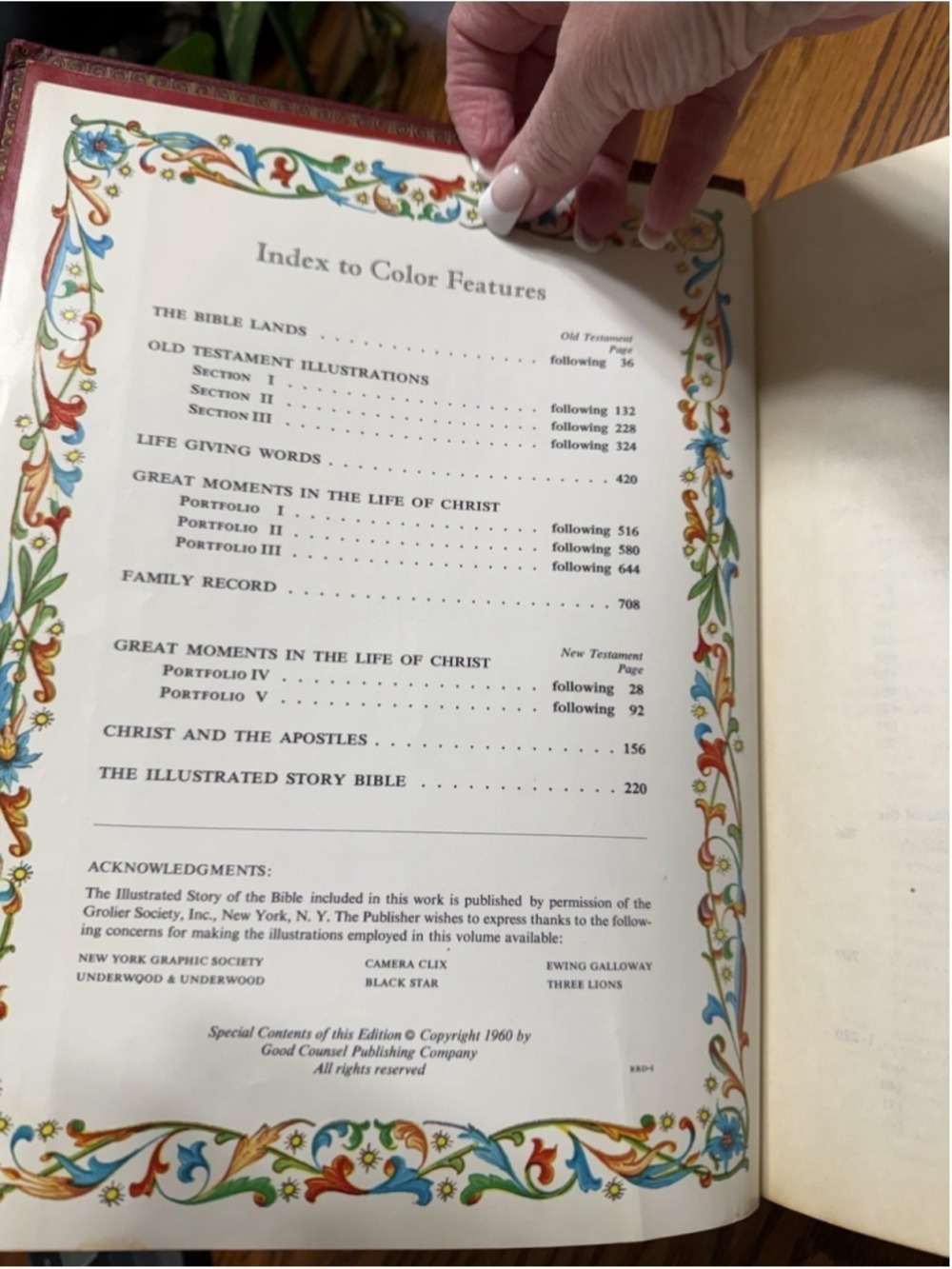 Vintage Holy Bible Large Print Hard Cover - Picture 4 of 13